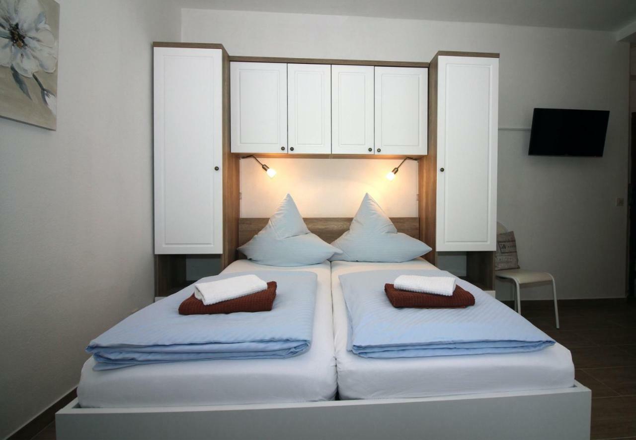 Apartmani Amado/Lozic Zadar Buitenkant foto