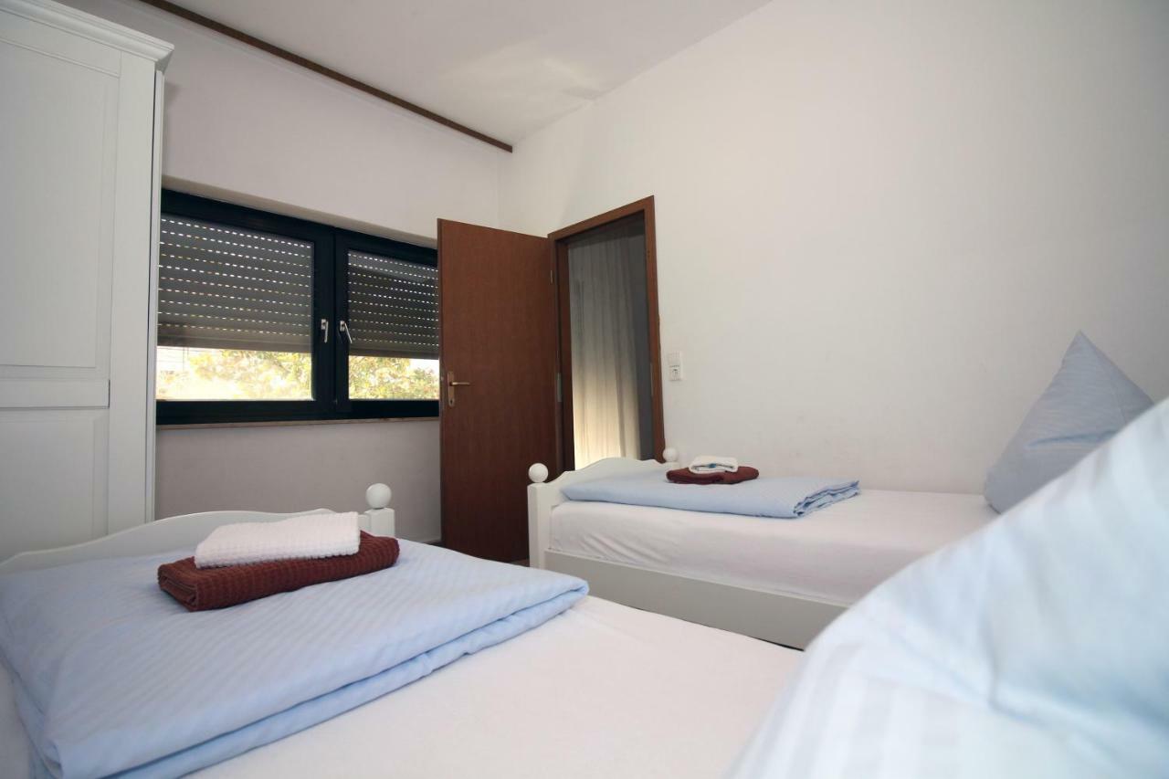 Apartmani Amado/Lozic Zadar Buitenkant foto
