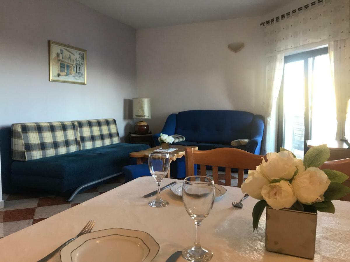 Apartmani Amado/Lozic Zadar Buitenkant foto